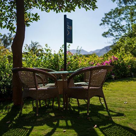 Golden Fields Resort Mulshi Exterior foto