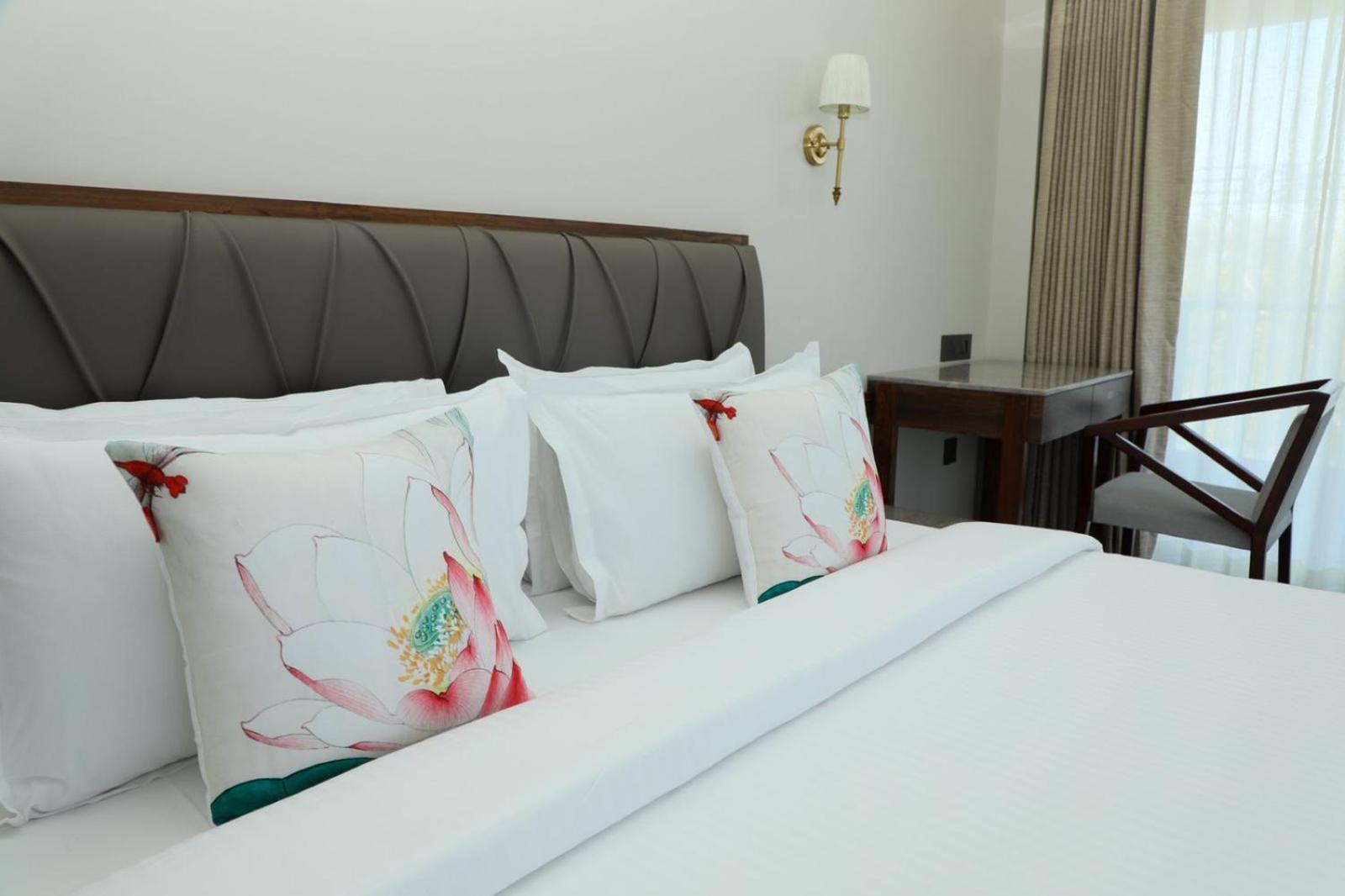 Golden Fields Resort Mulshi Exterior foto